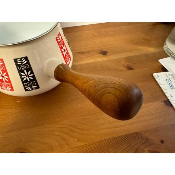 Enamel fondue soup cider pot with wooden handle 1960s Midcentury Modern MCM - Picture 2 of 6